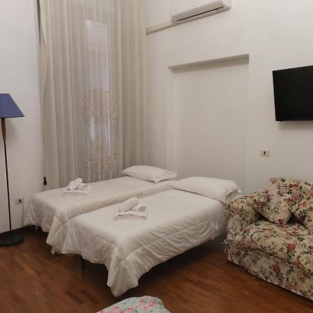 Palazzo Fulgher Cagliari Eksteriør billede